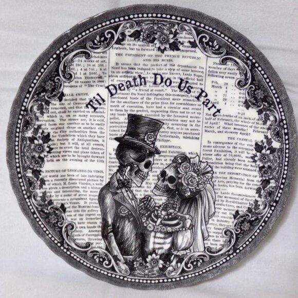 ROYAL WESSEX HALLOWEEN SKULL Wedding TIL DEATH DO US PART PLATE - Picture 1 of 1